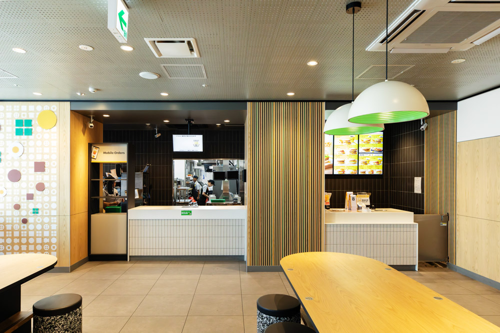 マクドナルドの店舗写真 3