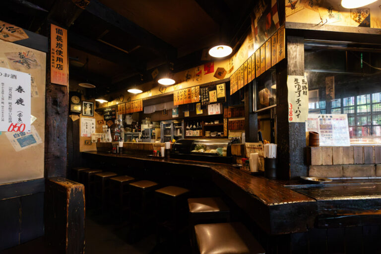 鳥平の店舗写真